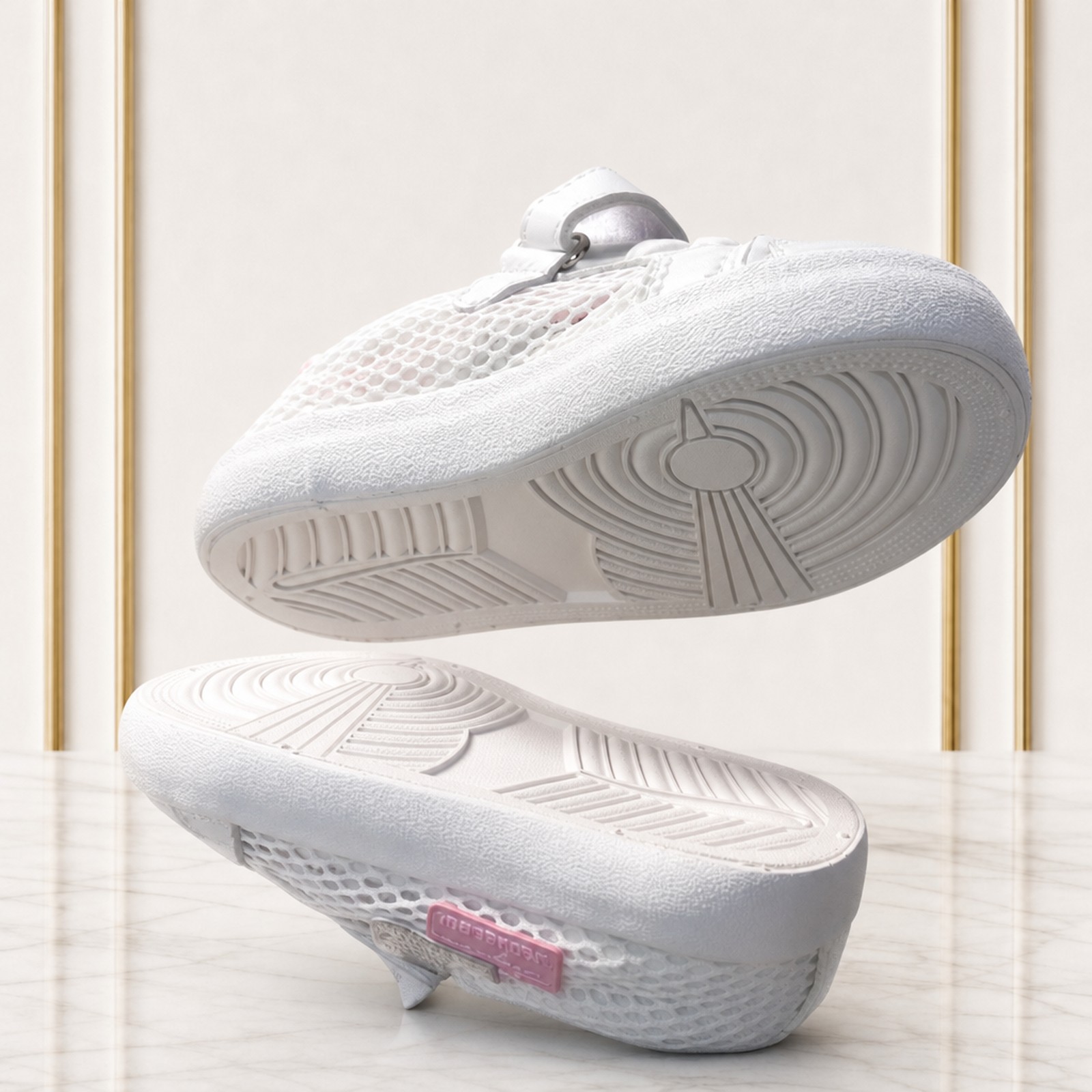 Size-23 Fashion Kids Sneakers For 1 to 2 years old (1010031111) - Image 2
