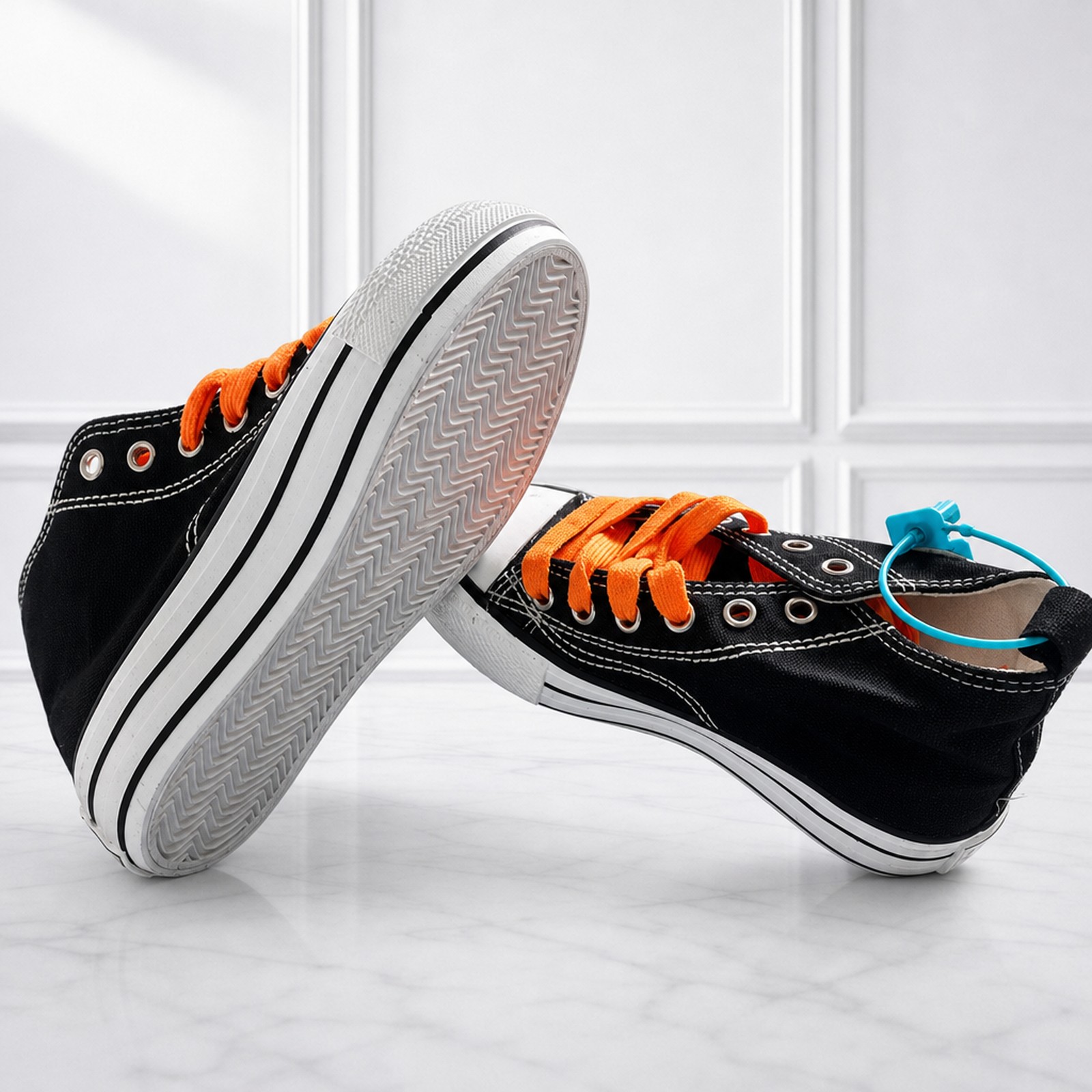 Size-29 Kids Dress Canvas Sneakers For Boys 3 to 4 years old - Image 3