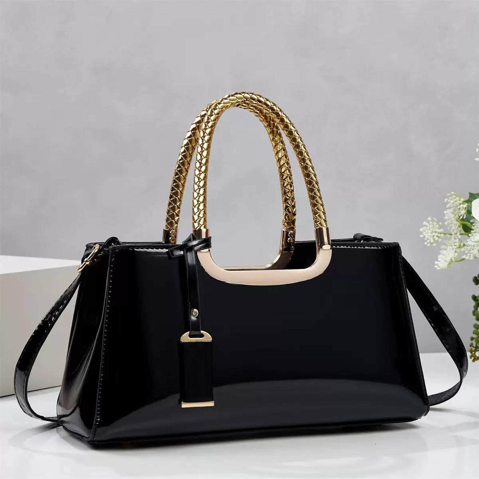 Trending Women Fashion Handbag (PM) - Image 3