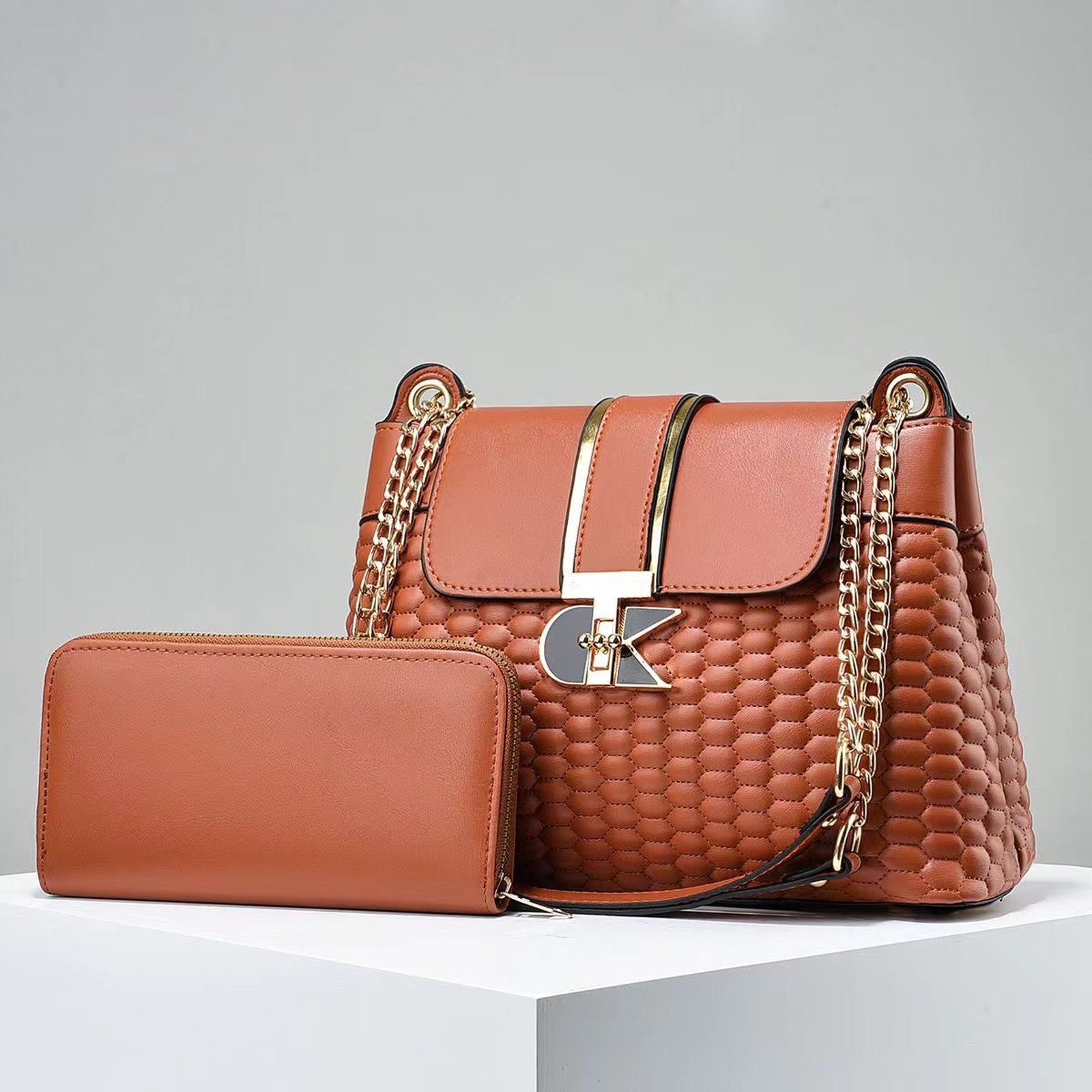 Stylish Women Crossbody Bag 2in1 CTK - Image 2