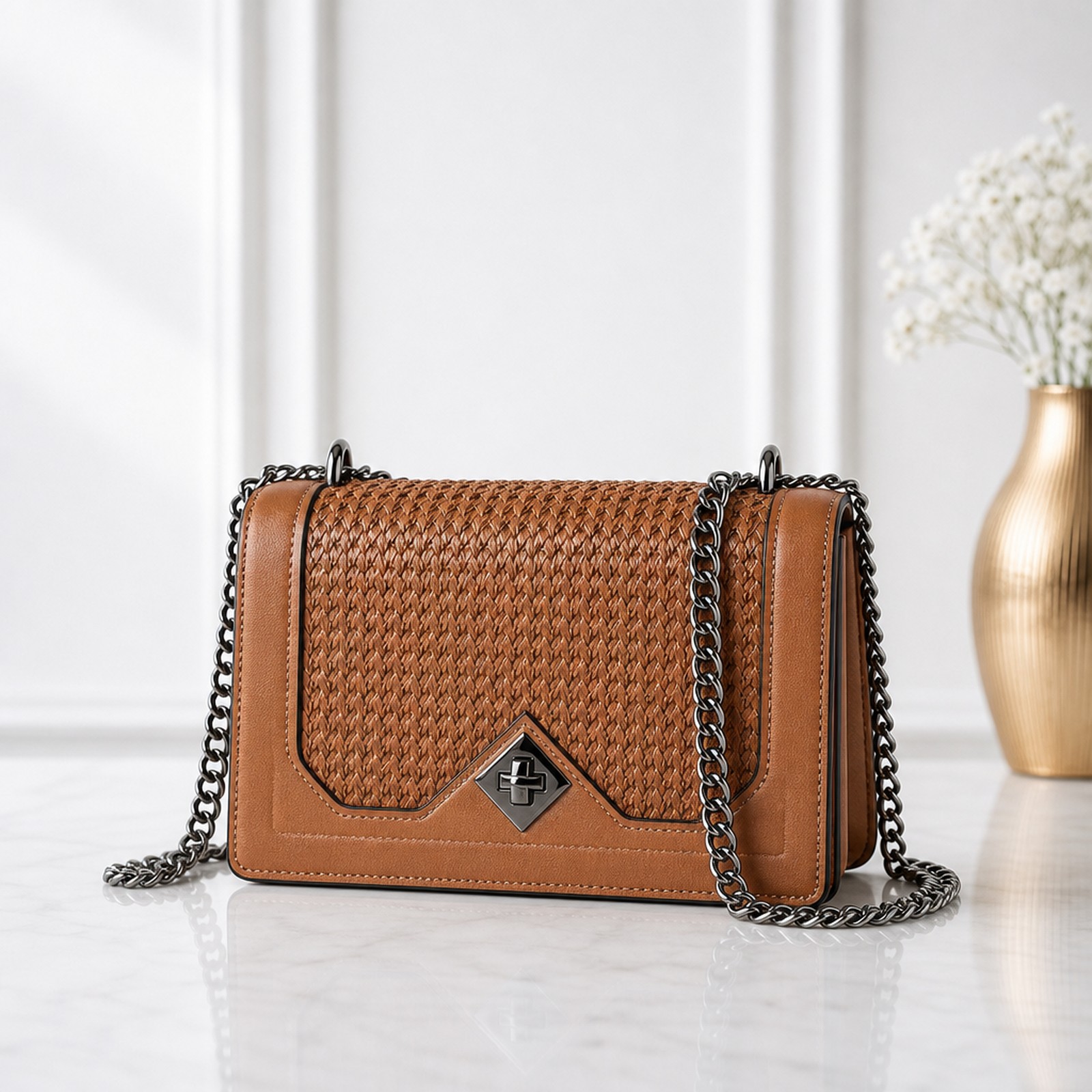 Fashionable Ladies Shoulder Chain Bag - Image 3