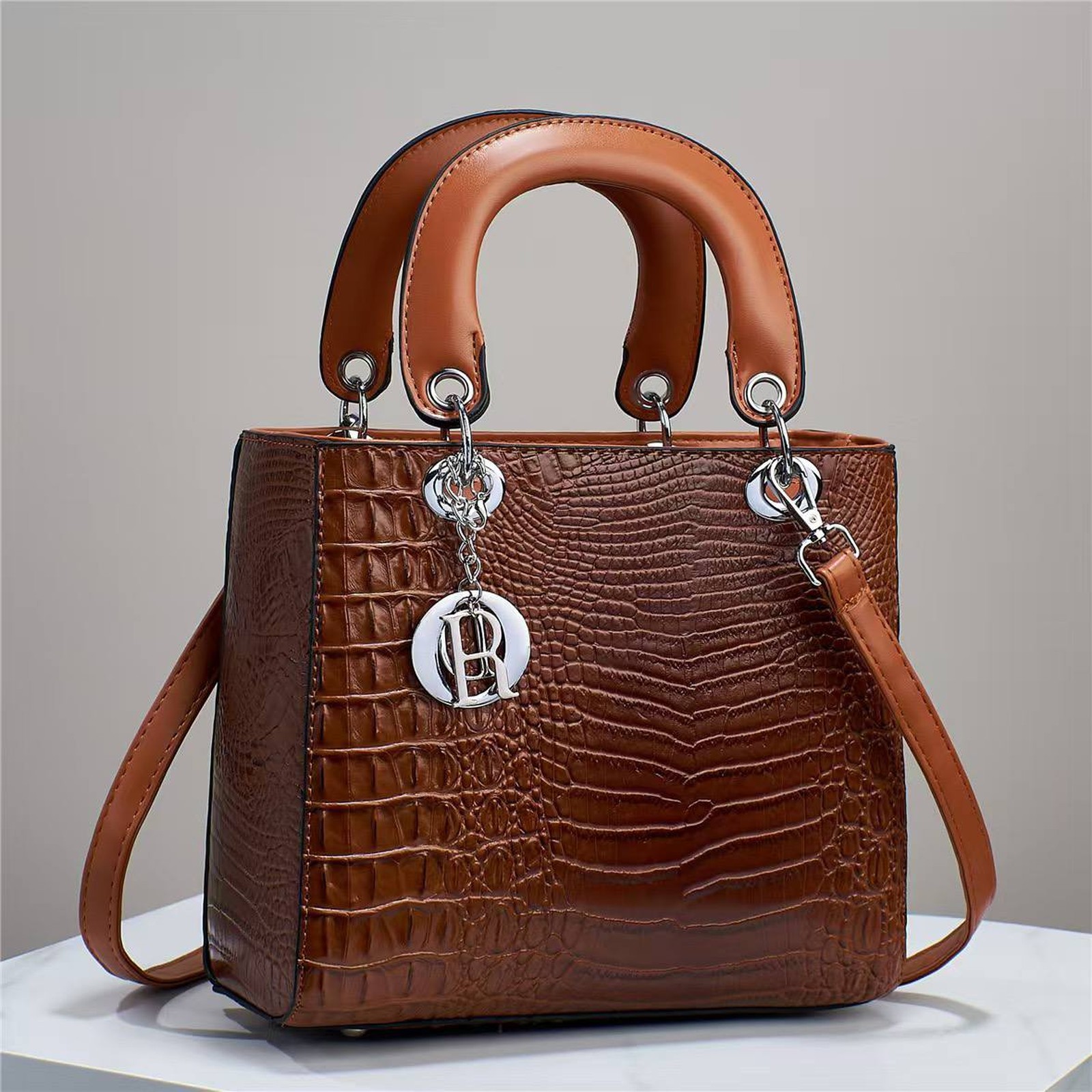 Ladies Fashionable and Trendy Handbag (PM) - Image 4