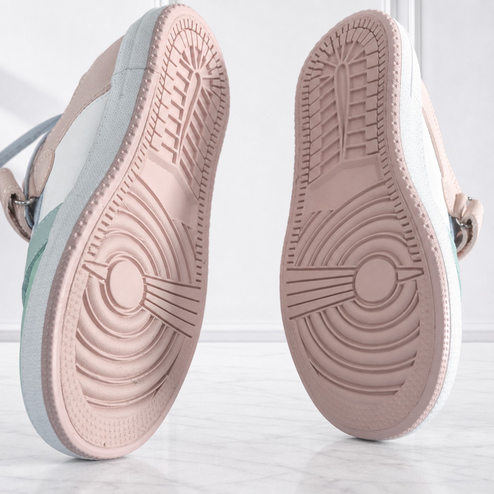 Size-30 Fashion Girls Sneakers (1010211510) - Image 2
