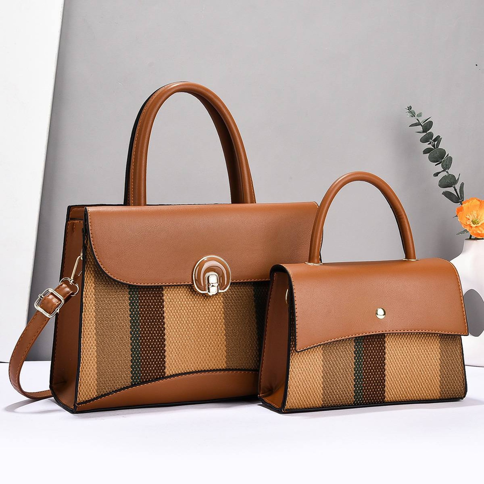 Ladies Fashion Handbag - Image 2