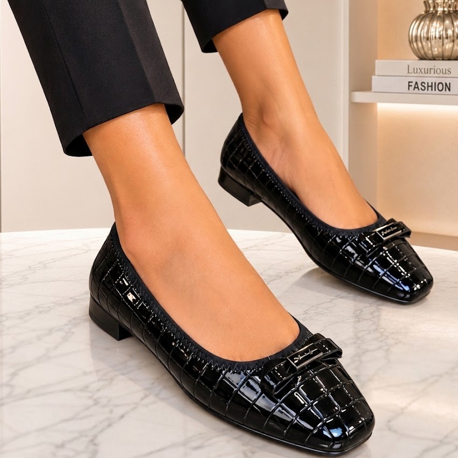 Exotic Women Fashion Cover Shoes (CTK)
