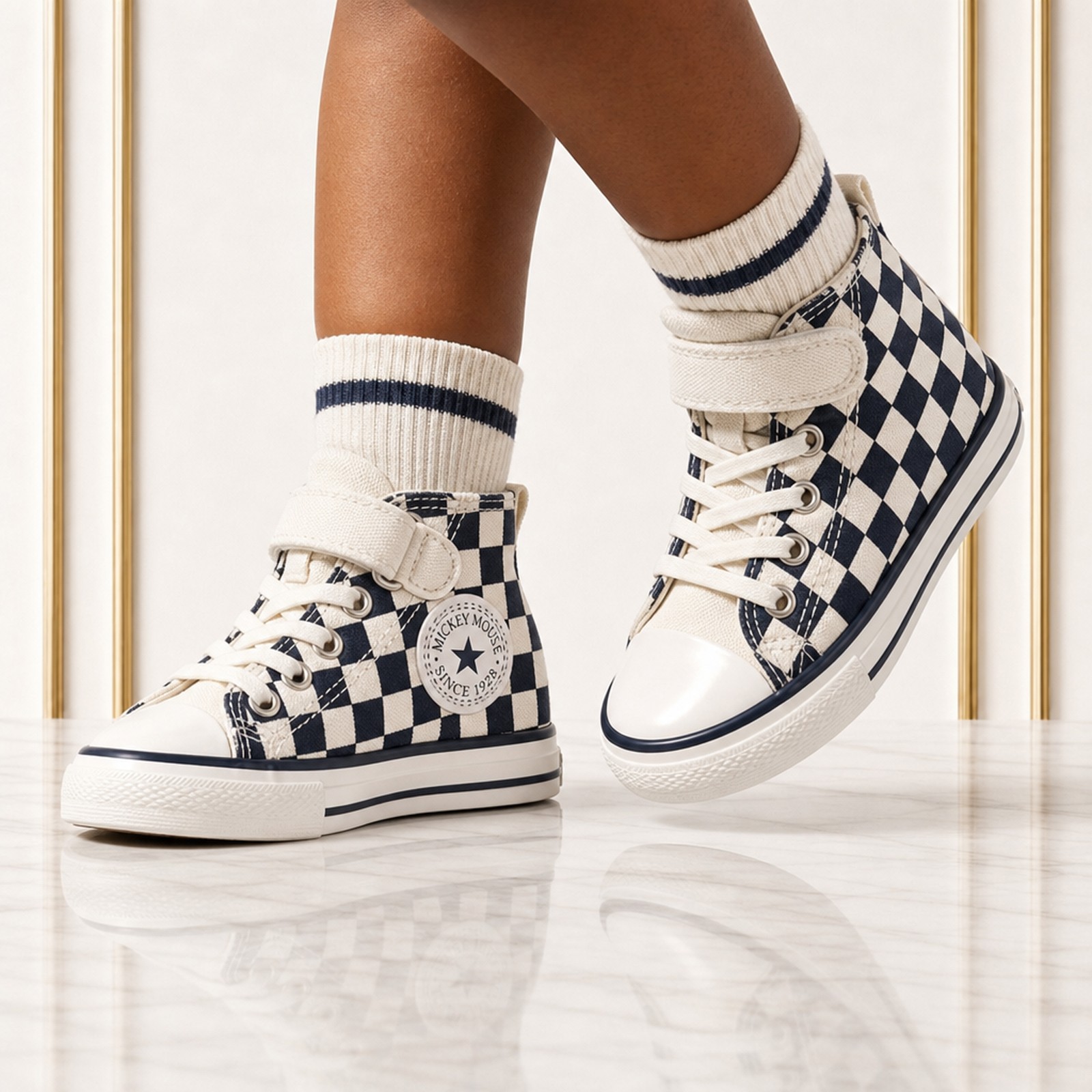 Size-27 Kids Dress Canvas Sneakers For Boys 2 to 3 years