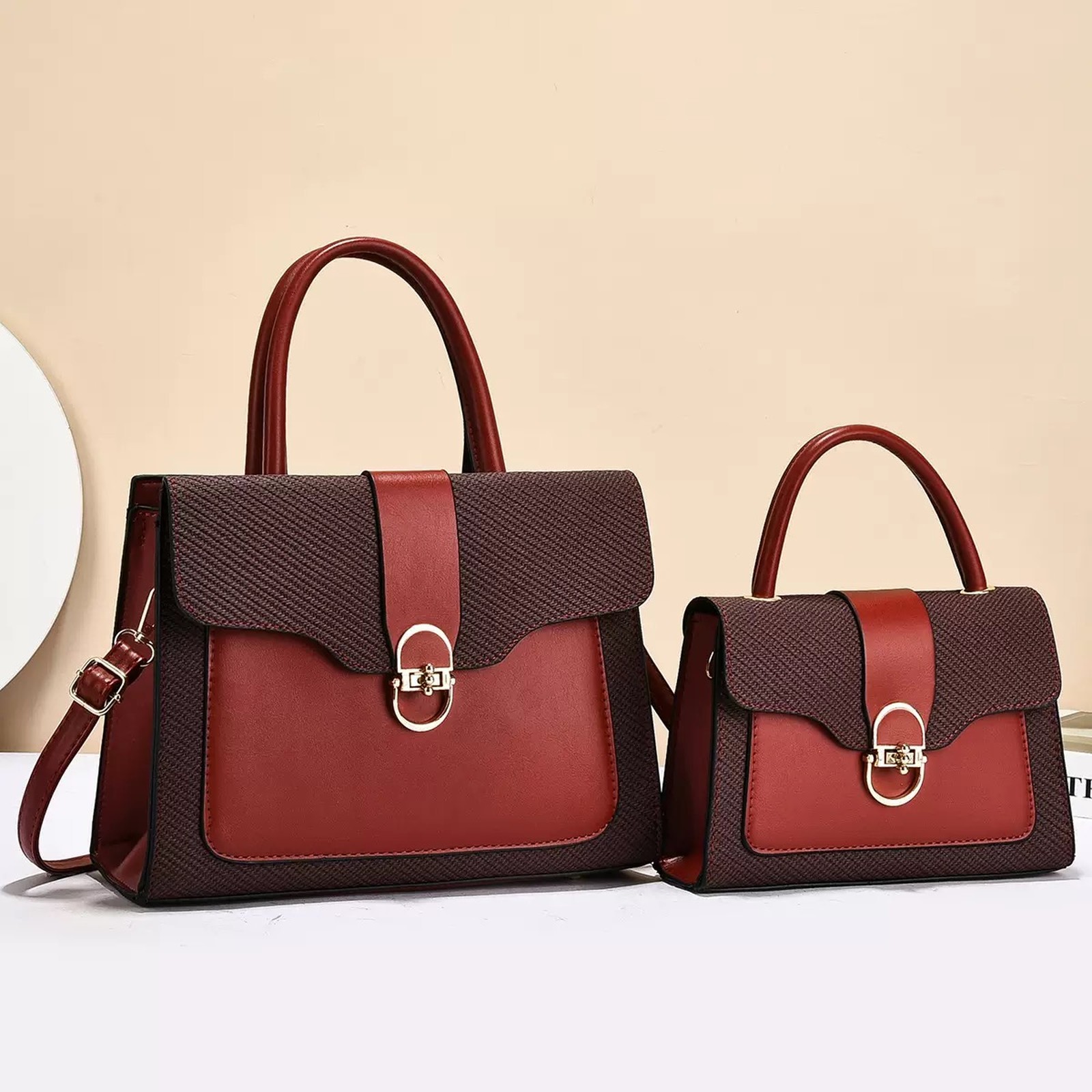 Fashionable Ladies Buckle Bag CTK