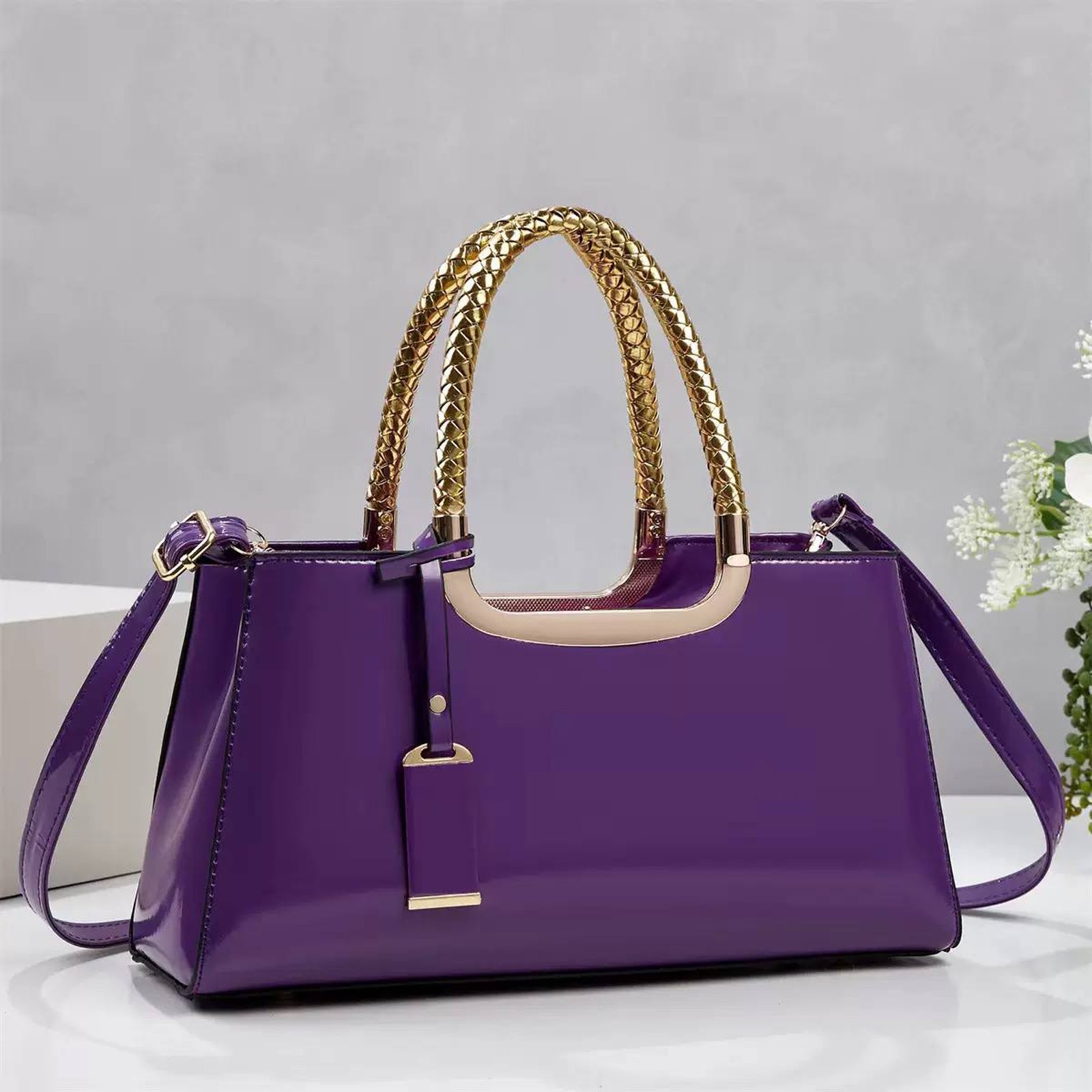 Trending Women Fashion Handbag (PM)