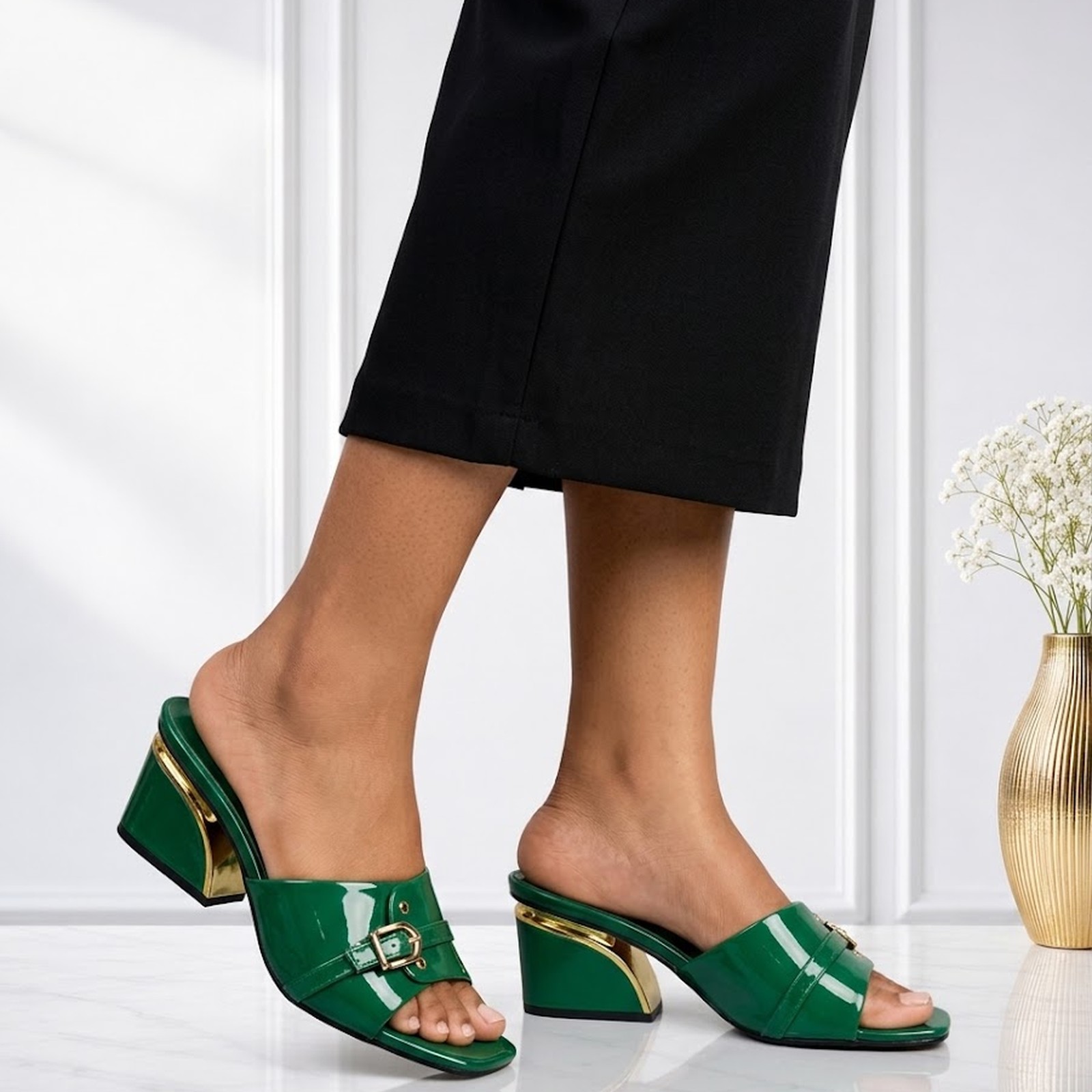 Fashion Women Shiny Slippers (ME)