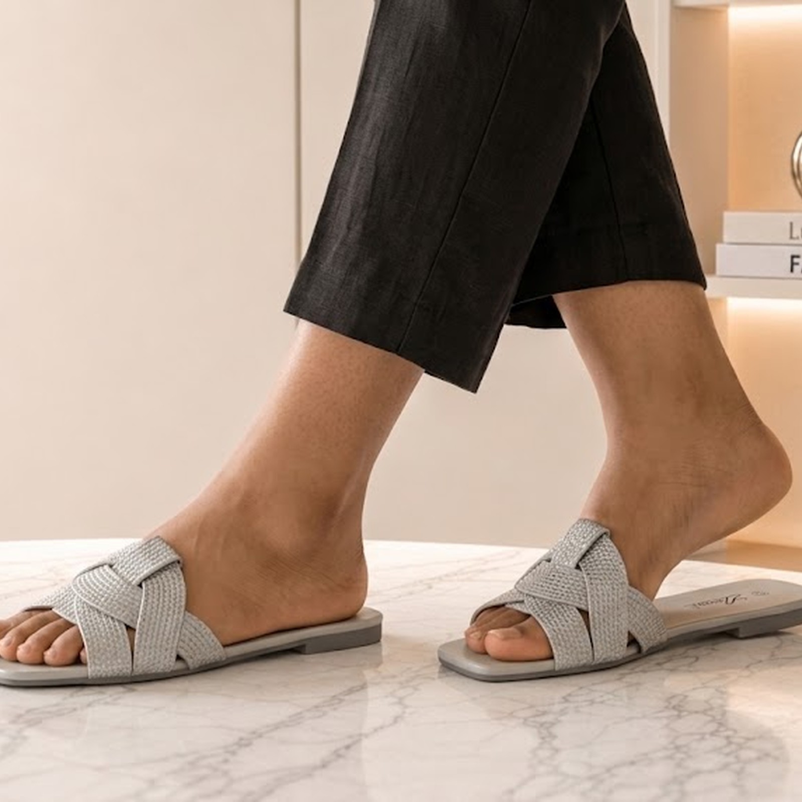Ladies Fashion Slippers (ME)
