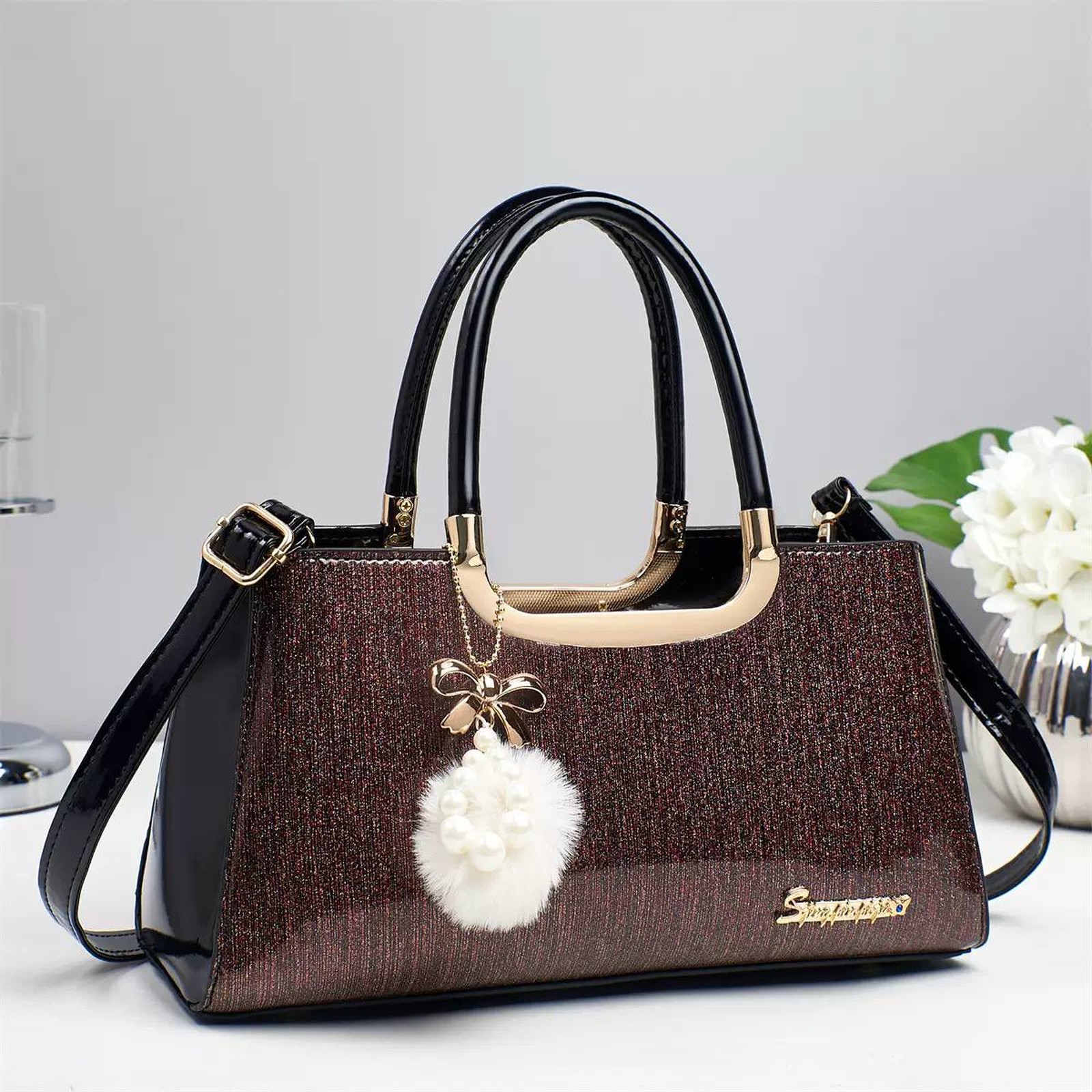 Exotic Ladies Shoulder Bag - Image 3