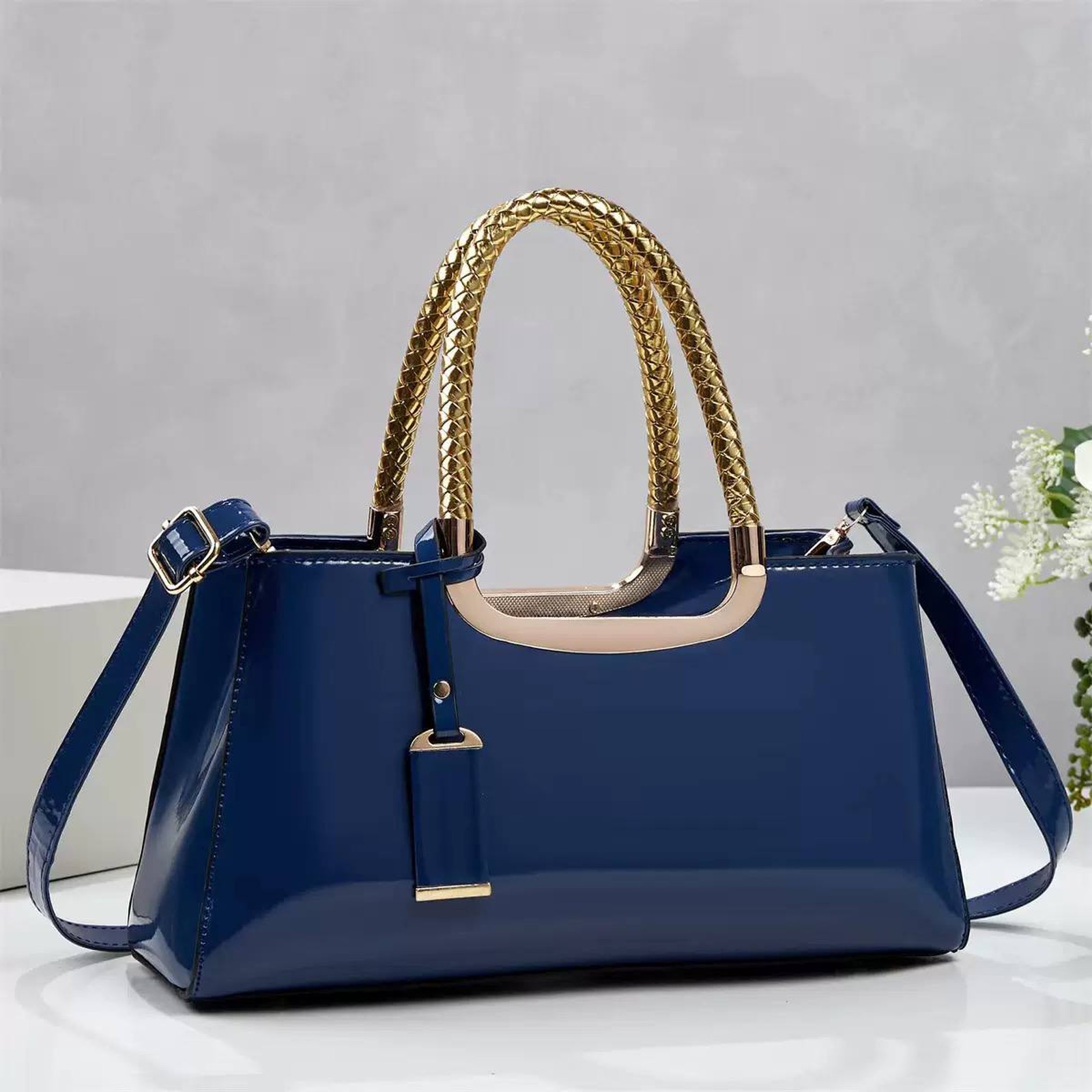 Trending Women Fashion Handbag (PM) - Image 5