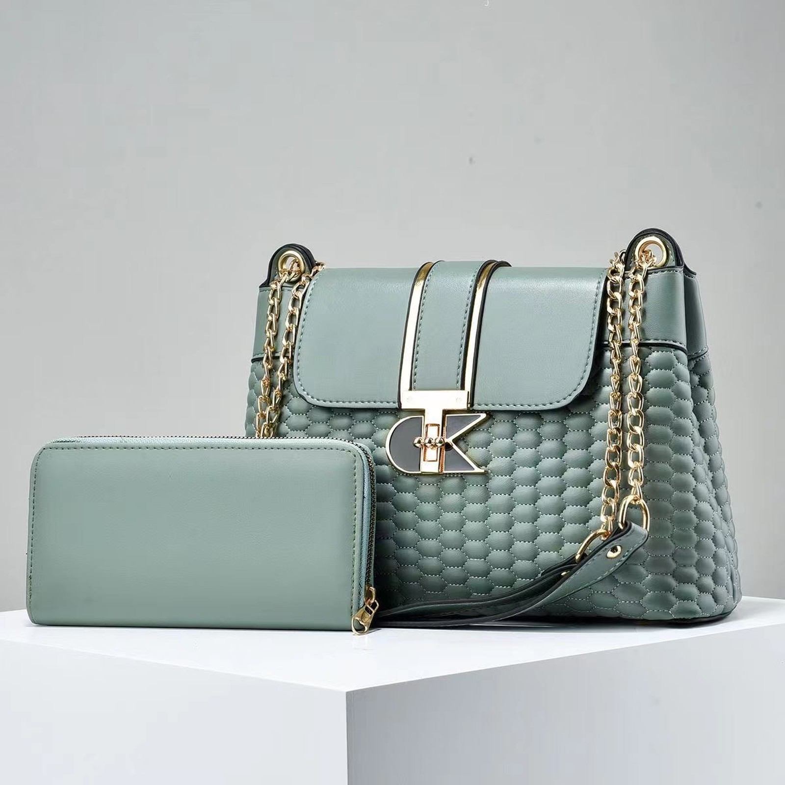 Stylish Women Crossbody Bag 2in1 CTK - Image 3